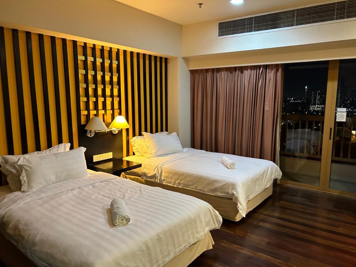 Sunwaylagoonfamilysuite-2Pax-Netflix-Balcony-Super Fast Internet Petaling Jaya Exterior photo